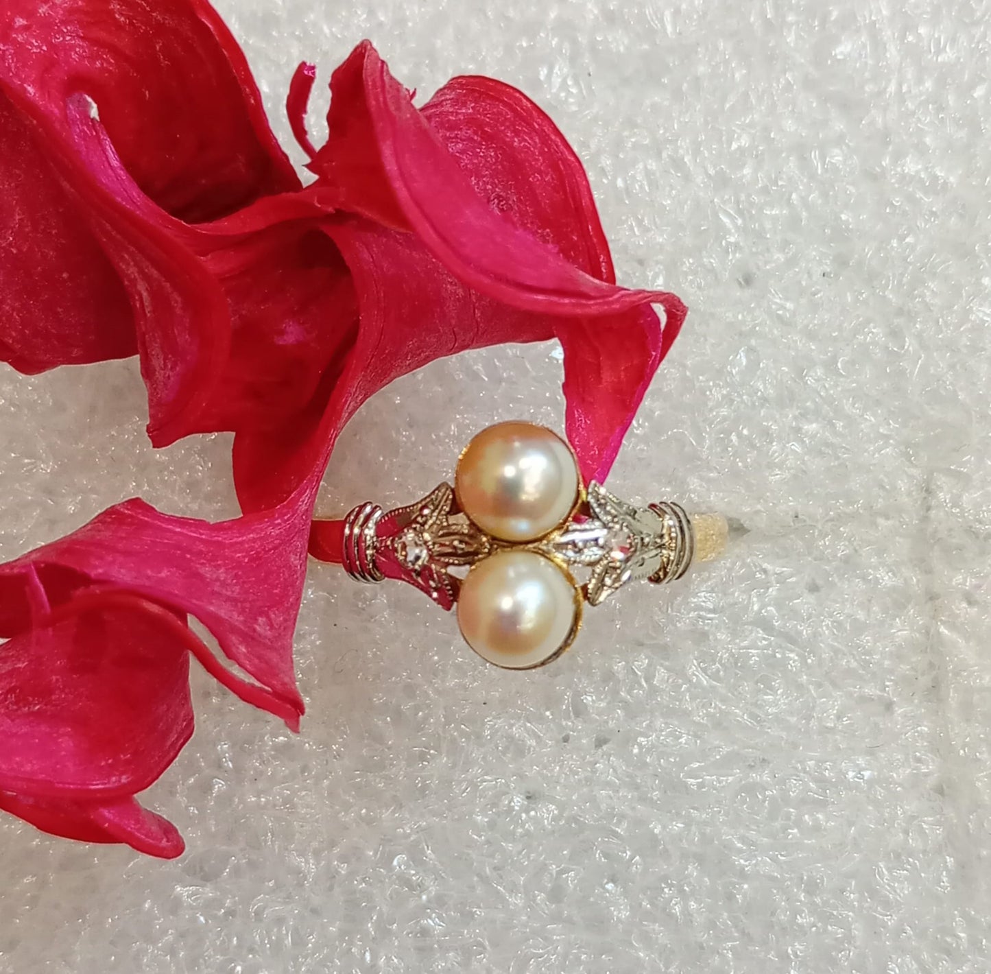 Anillo de época