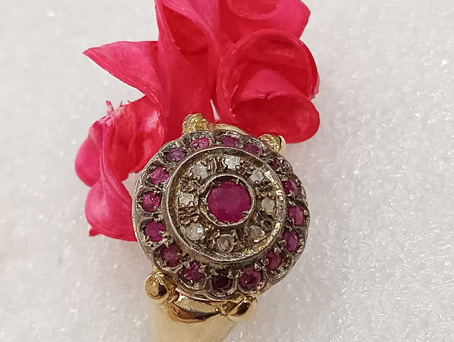 Anillo de época