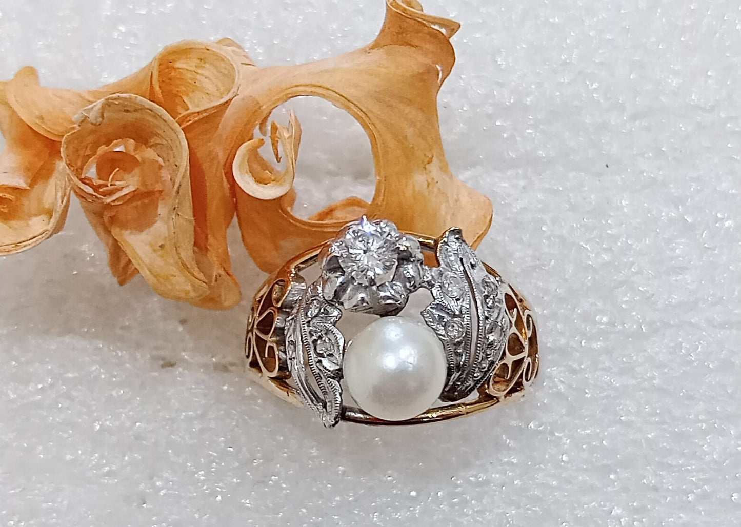 Anillo de época