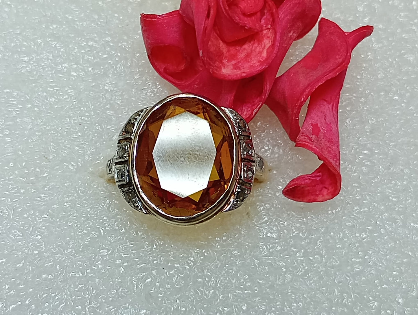 Anillo de época