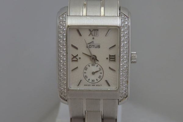 Lotus Oro blanco y brillantes